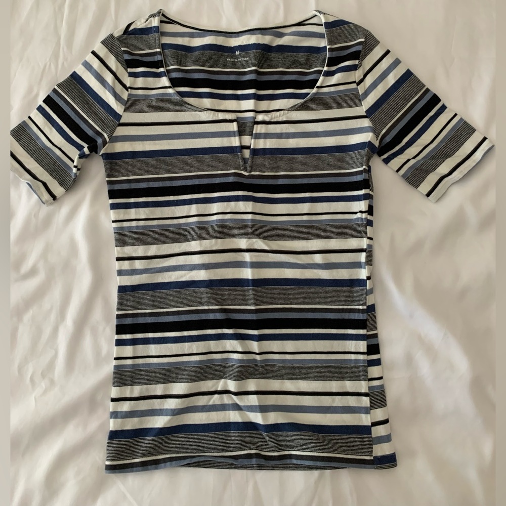 Women’s Tee